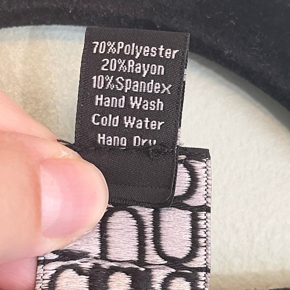 CIARA SUN WOO Tunic L Stretch Animal Round Neck Dolman Faux Leather Sleeve Black - Picture 8 of 8